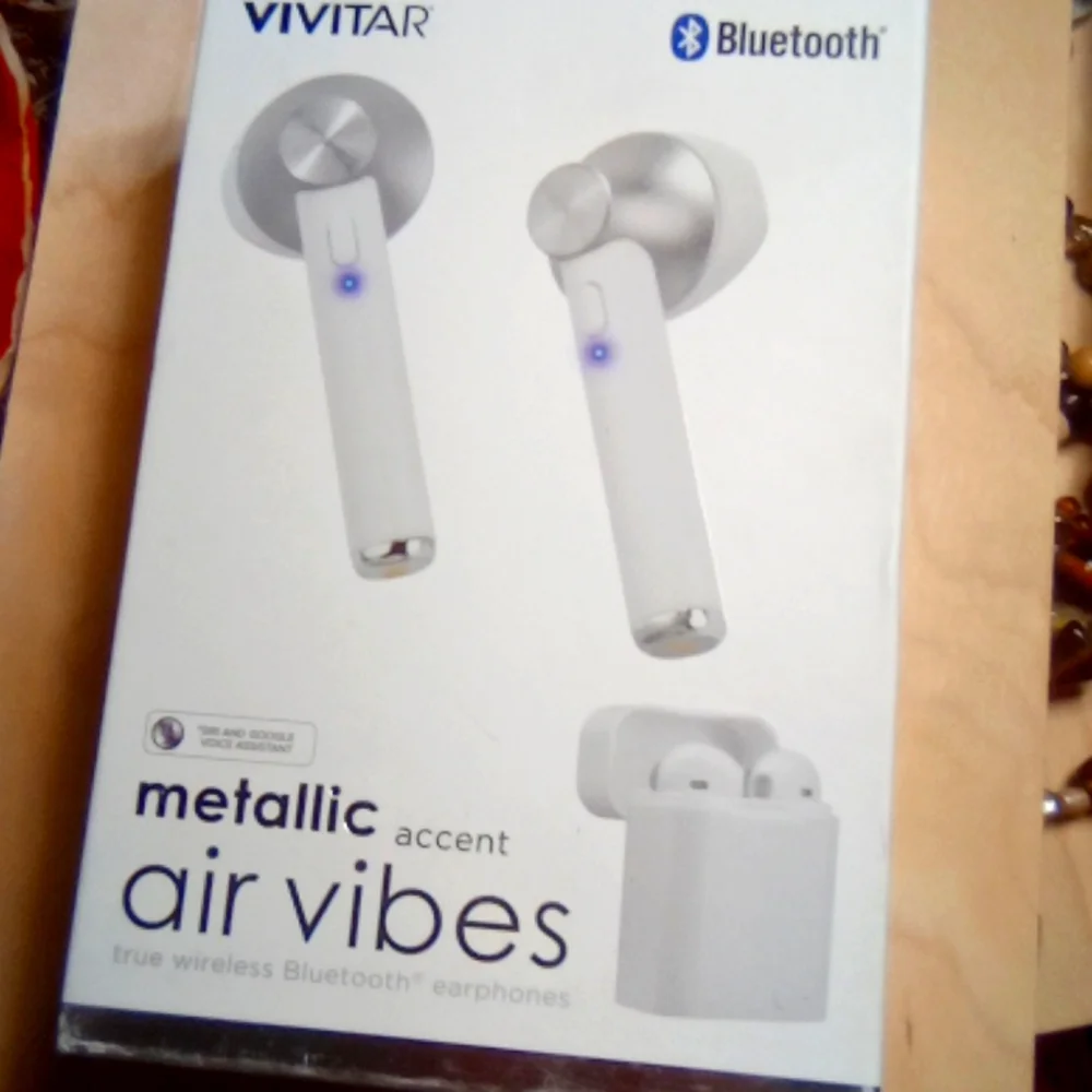 Vivitar Bluetooth metallic accent air vibes earbuds (Bluetooth)